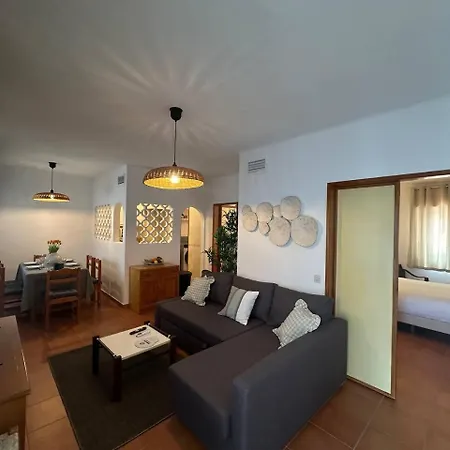 Дом отдыха Buganvilia House By Fhralgarve *